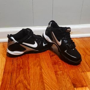 Nike Land Shark Legacy Football Cleats